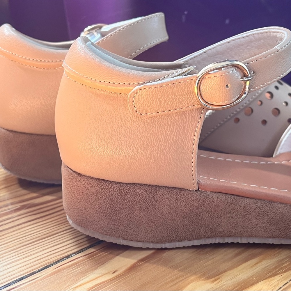 Low wedge ankle strap buckle flats size 36(6) New in box - Picture 3 of 11